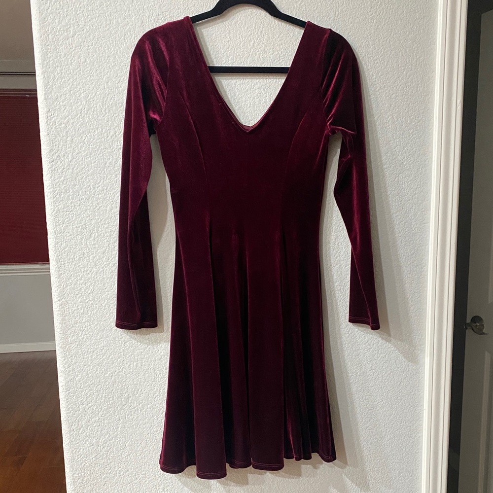 Aqua Burgundy Velvet V-Back Dress